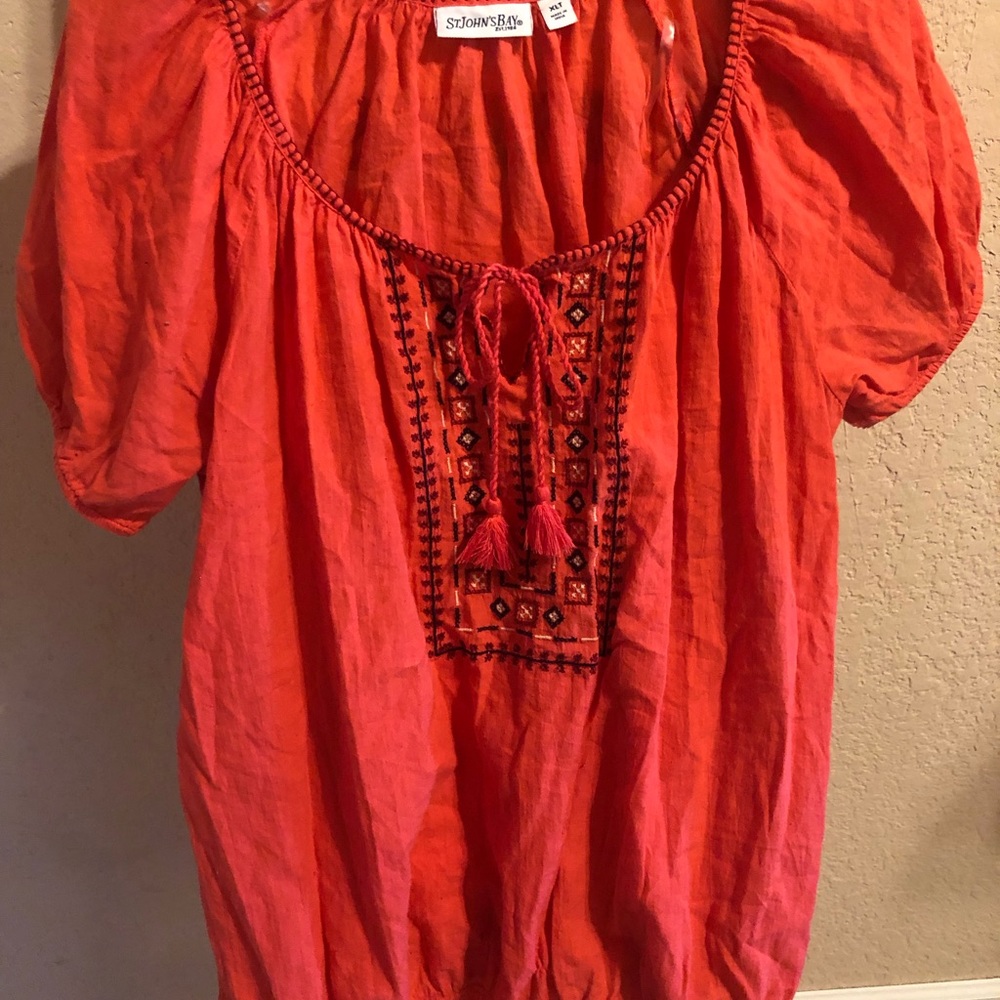 Coral shirt - Picture 2 of 2